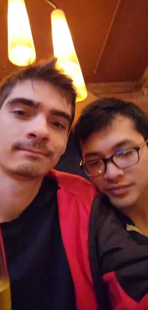 I'm supposed to be the lightweight 🥴 by EveryExpo