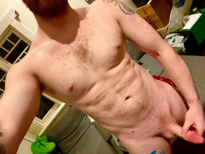 I’m supposed to put on weight during winter, but my body has other plans apparently by bigcurlyred