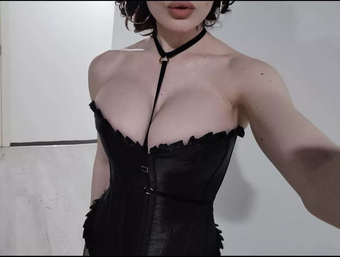 I'm taking off, but I really want you to appreciate my tits👄 posted by rifehe4