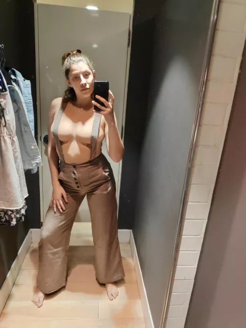 I'm thinking and just go outside like this, it's a good idea? 🤔✨ [OC][F] by Momo_Tama