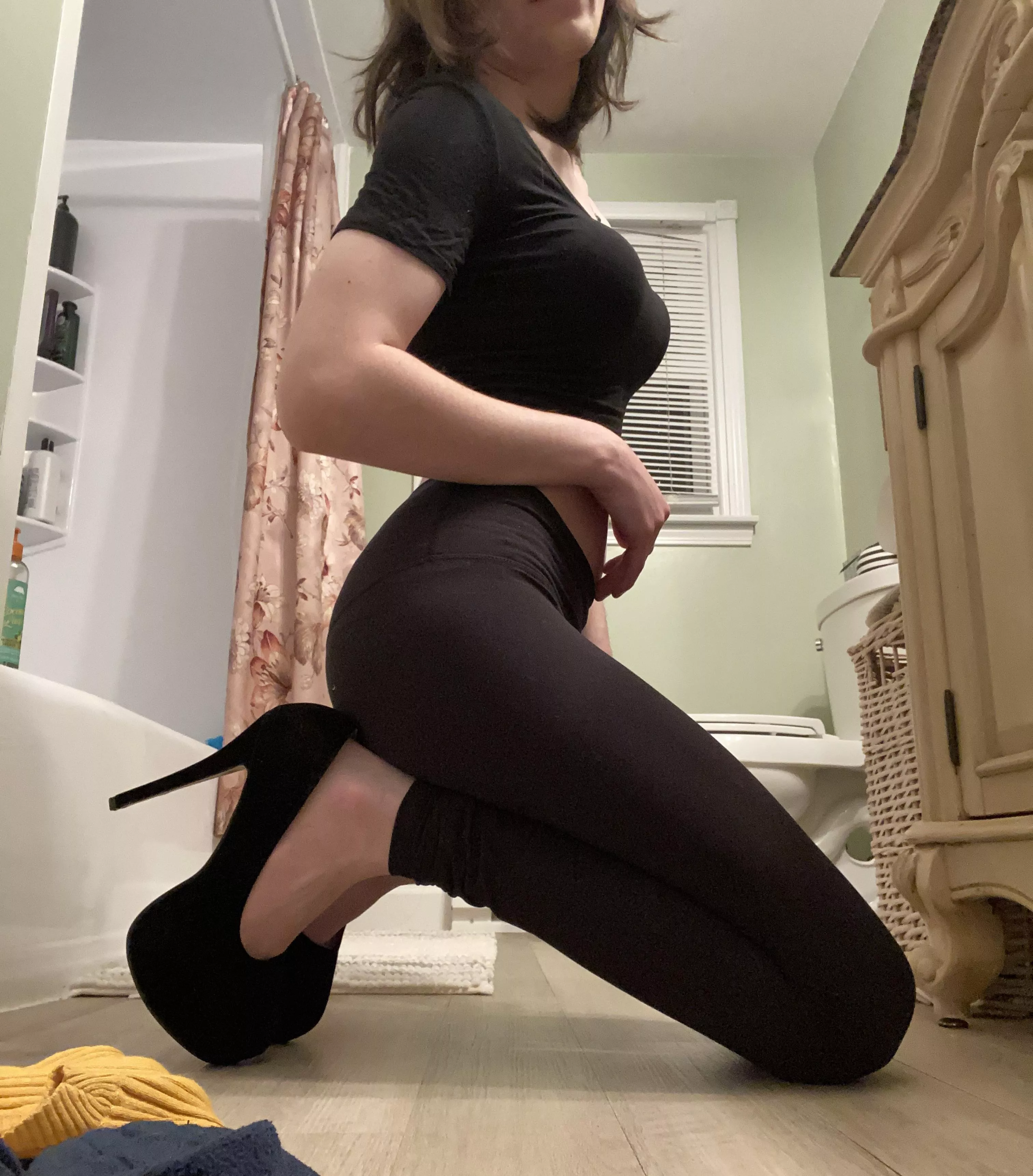 I’m trans but I think bbc might be giving me sissy urges… posted by cnmodes