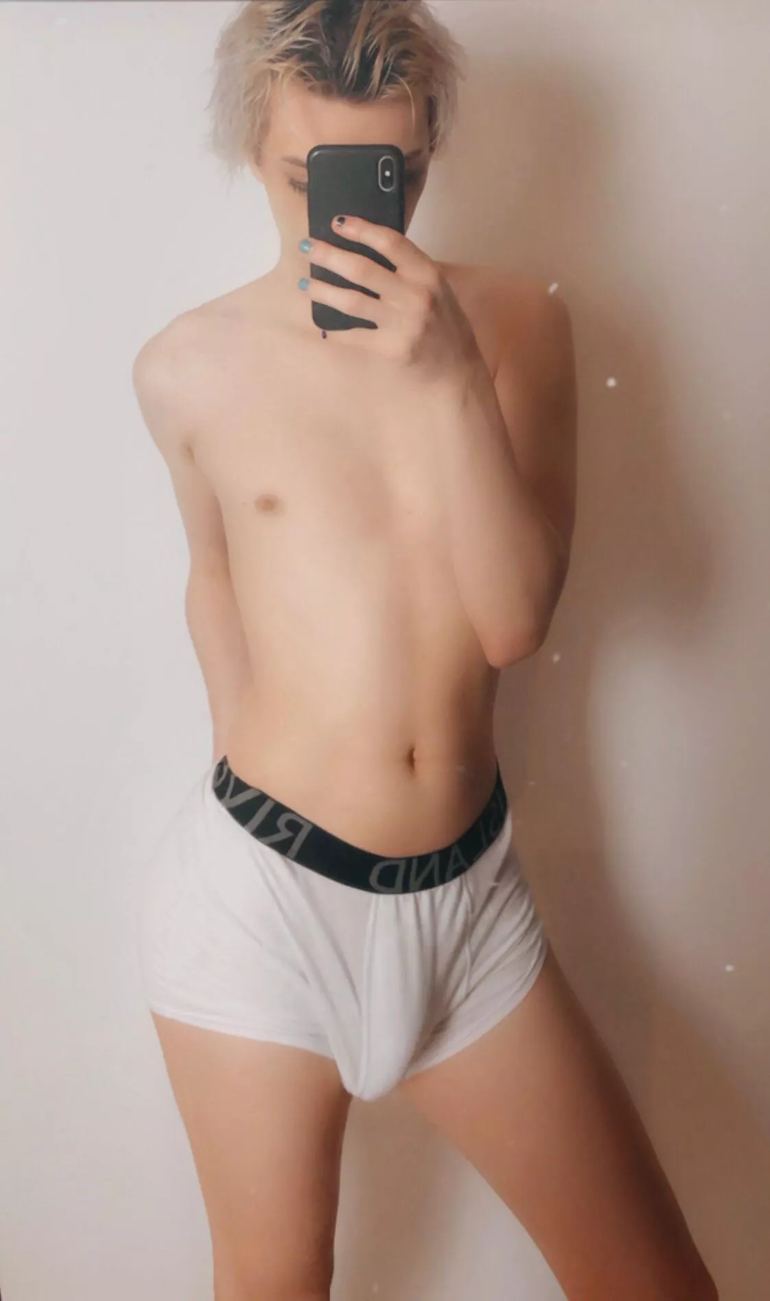 I’m young, hung and ready for fun posted by rocky_hard