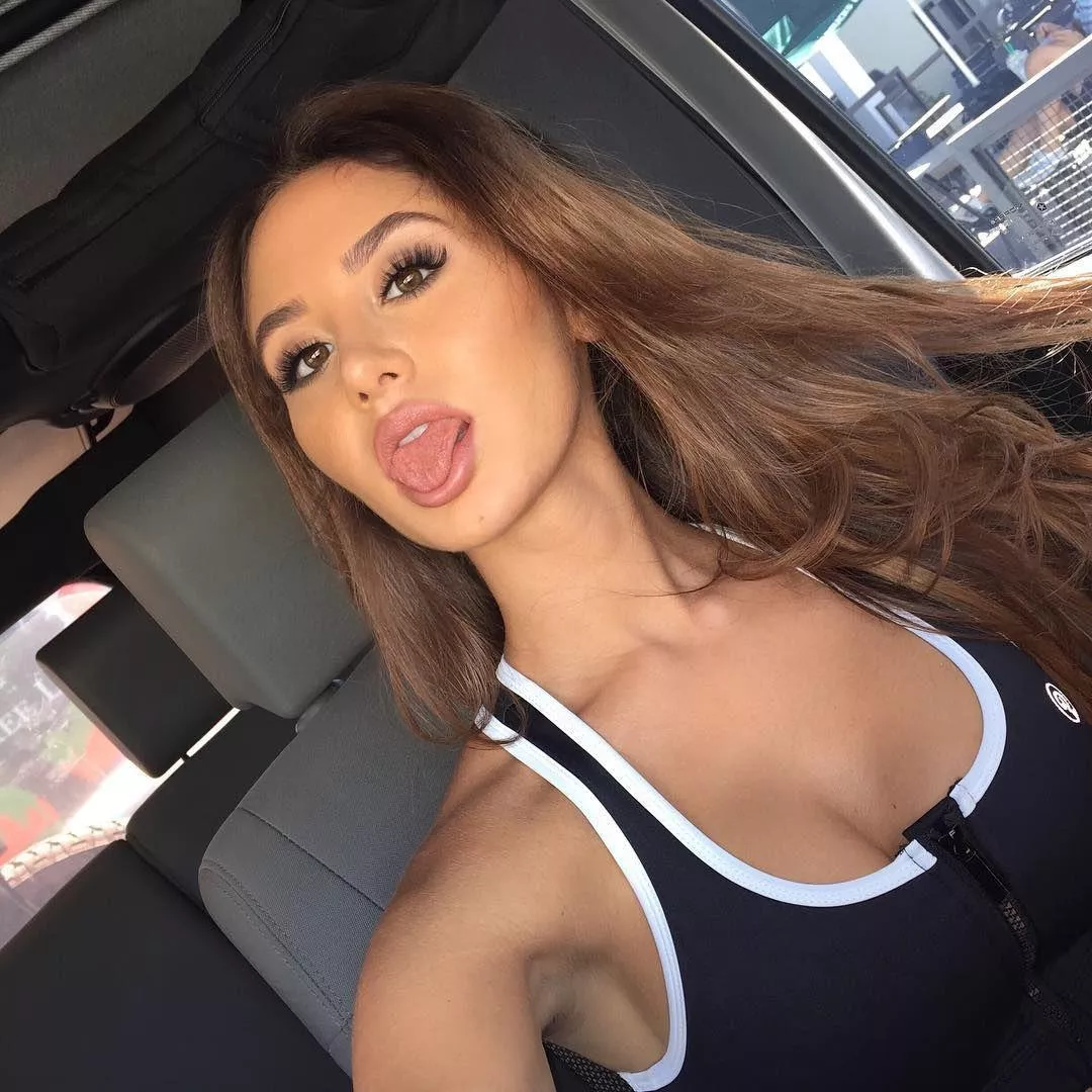 [image] I can’t help but flirt with my husbands muscular college friend 😈🖤 posted by BadGirl_Mommy