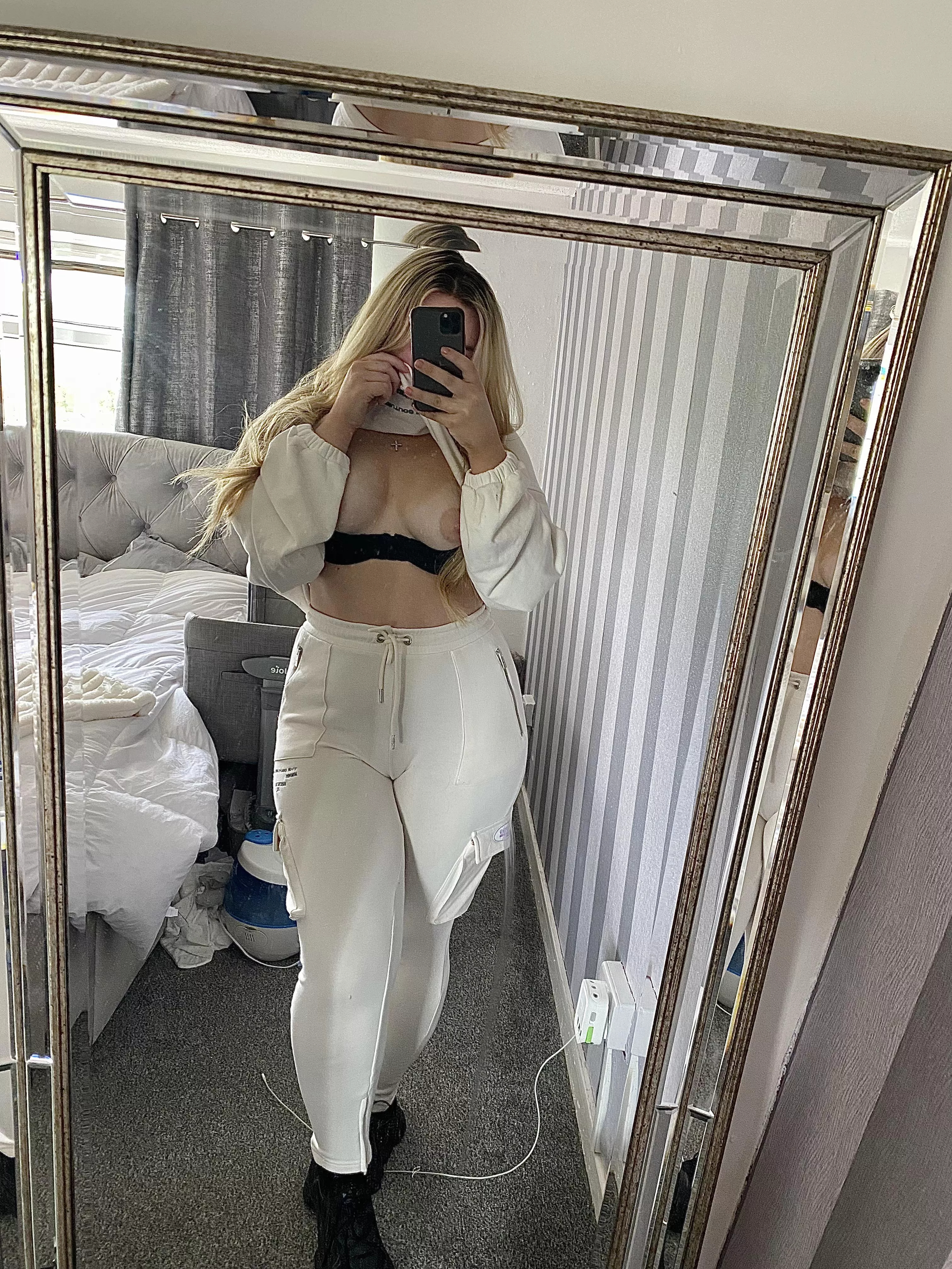 [image] off to the supermarket today, I wonder if I’ll get lucky posted by candyadams222