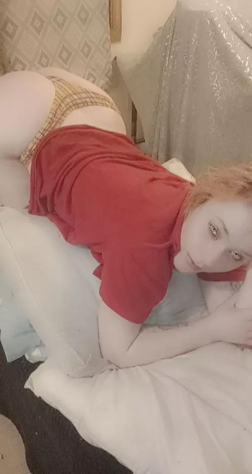 [Image] Real Maine SlutWife 24[F] Would you gangbang me with my husband and his friends? posted by HeyISeeYou24