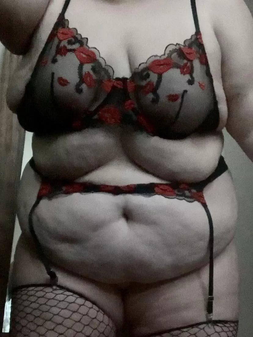 imagine coming home to this 🥰 posted by torturemesoftly