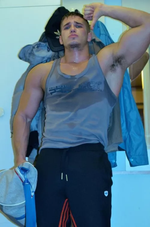 Imagine sniffing his sexy armpits by HenryCavillsBigTits