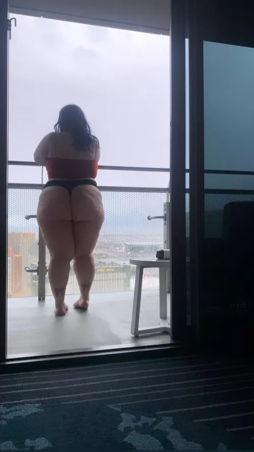 Imagine waking up to these views by Stillthisappeal