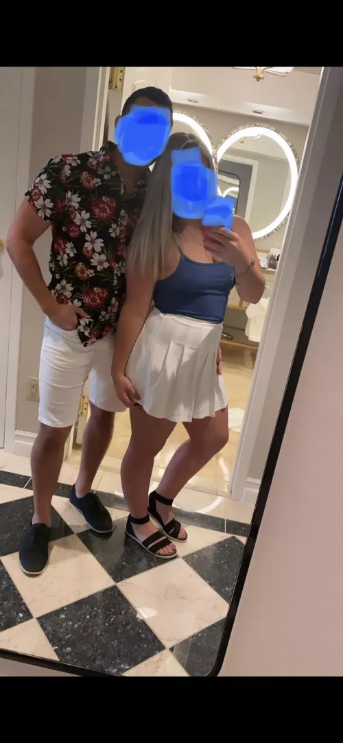 In Atlanta for the night. Would love to watch him with a cake. M29F28 4 F by Cass2694