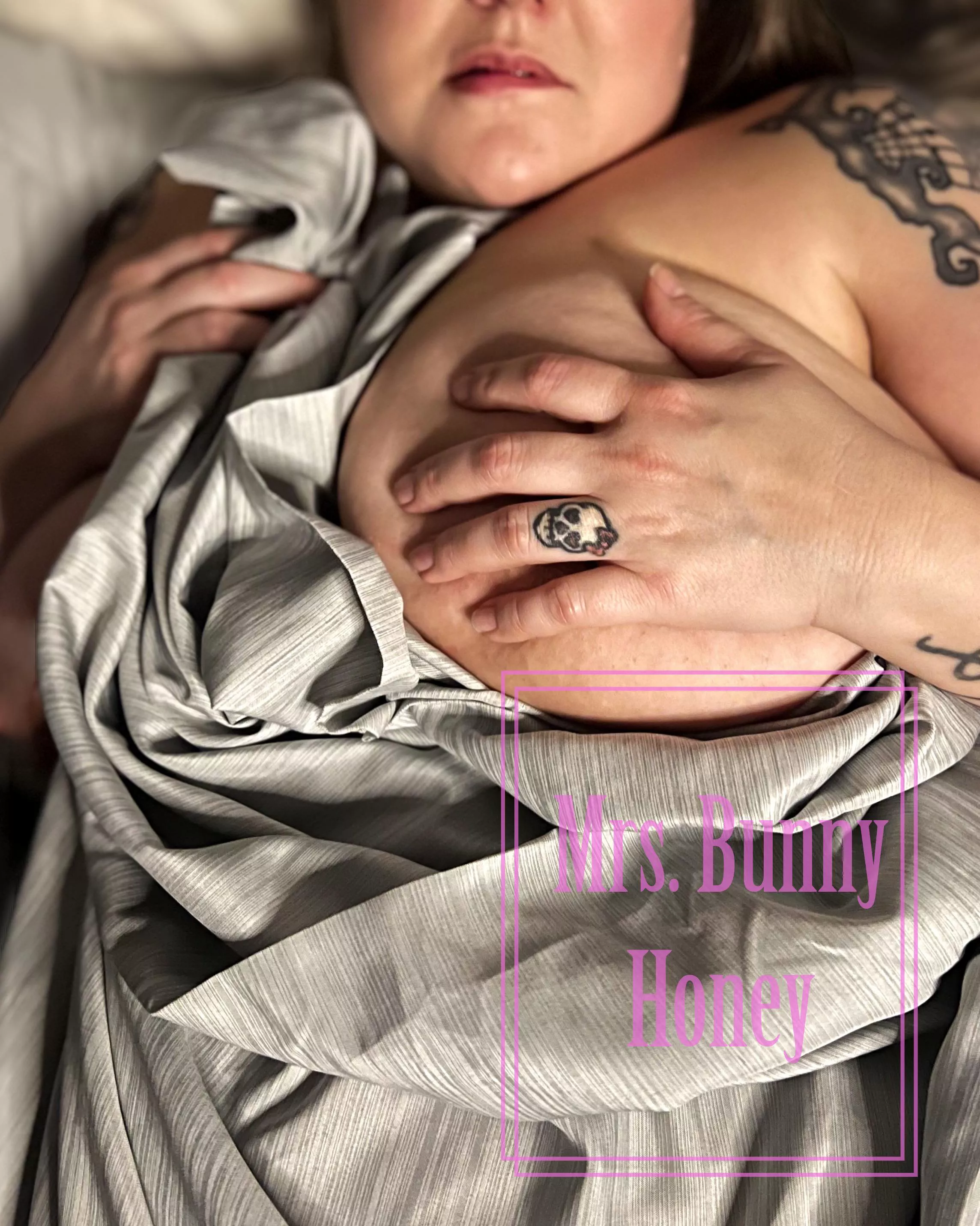 In bed, a little hot and wet 😈 posted by MrsBunnyHoney