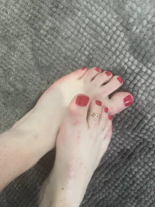 In love with my new toe ring by sissyboycharlotte