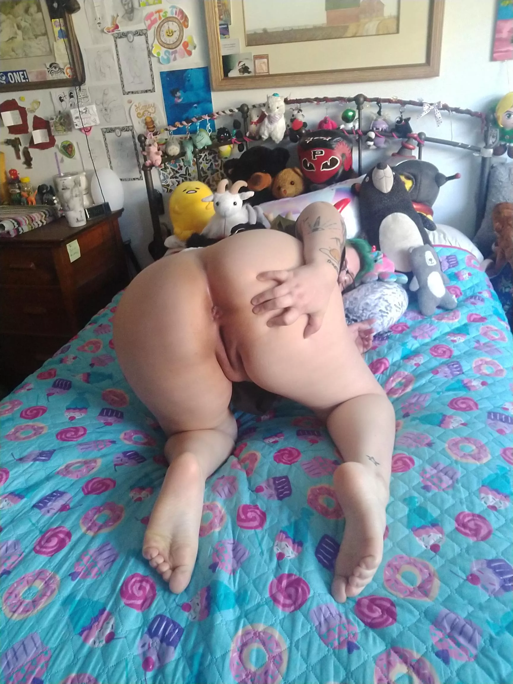 in my favourite position and waiting for you! posted by ala_mode666