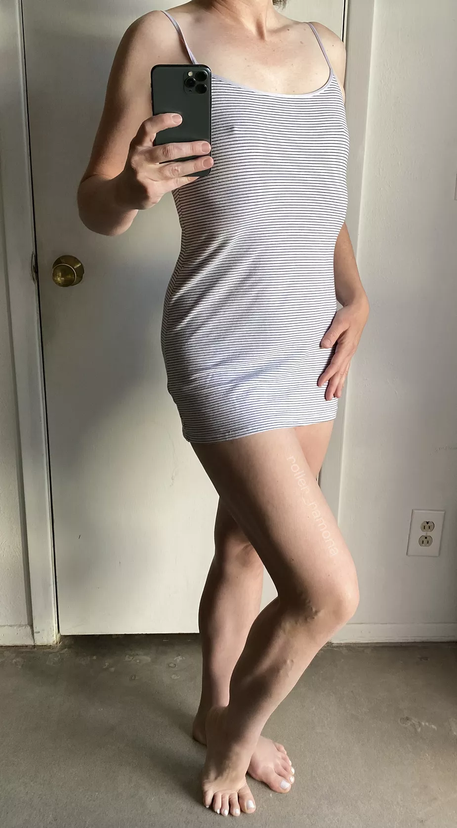 in my little white dress posted by roller_ramona