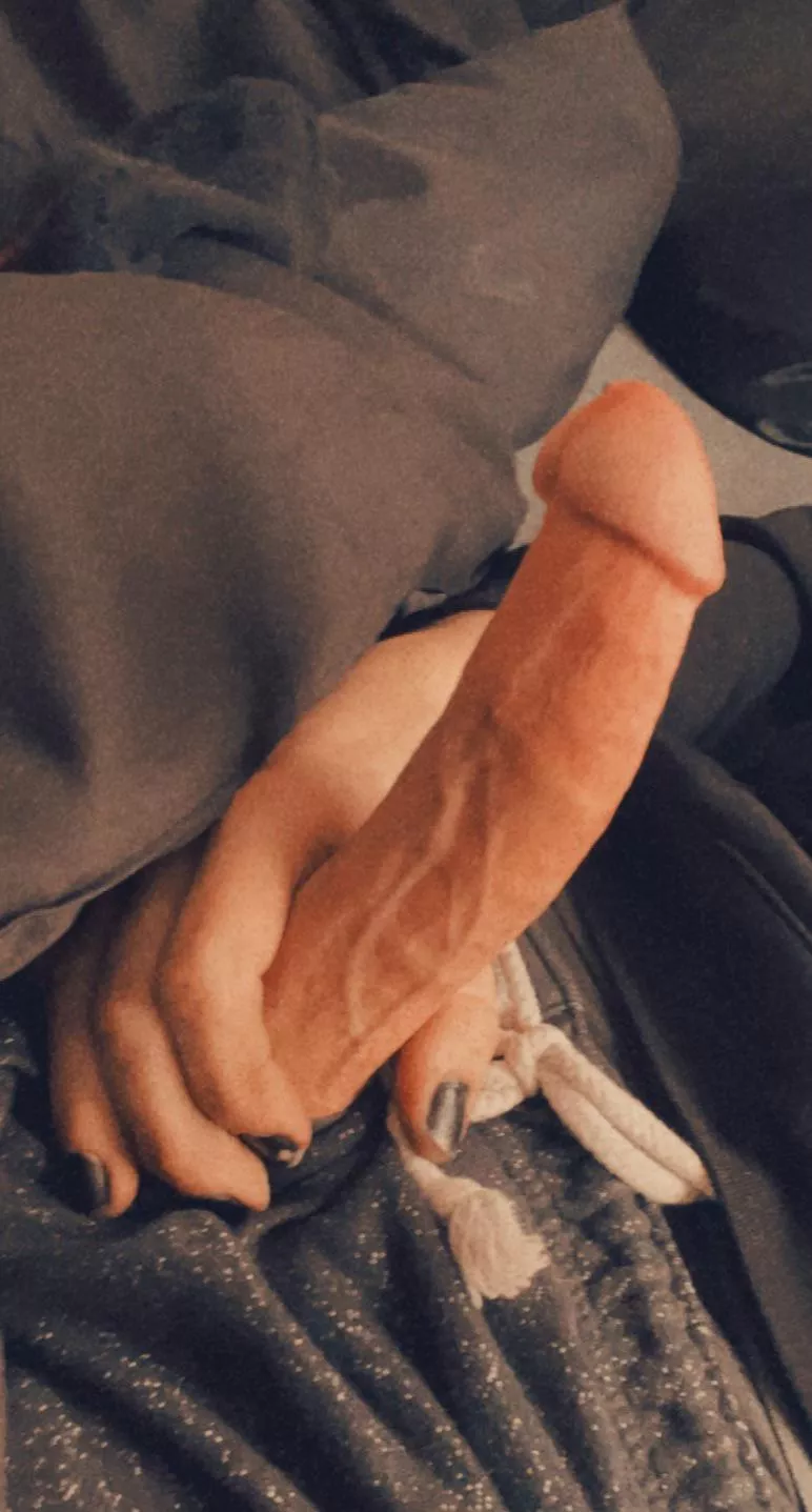 In need of someone’s mouth 👅 posted by Hopeful_Abalone_3542