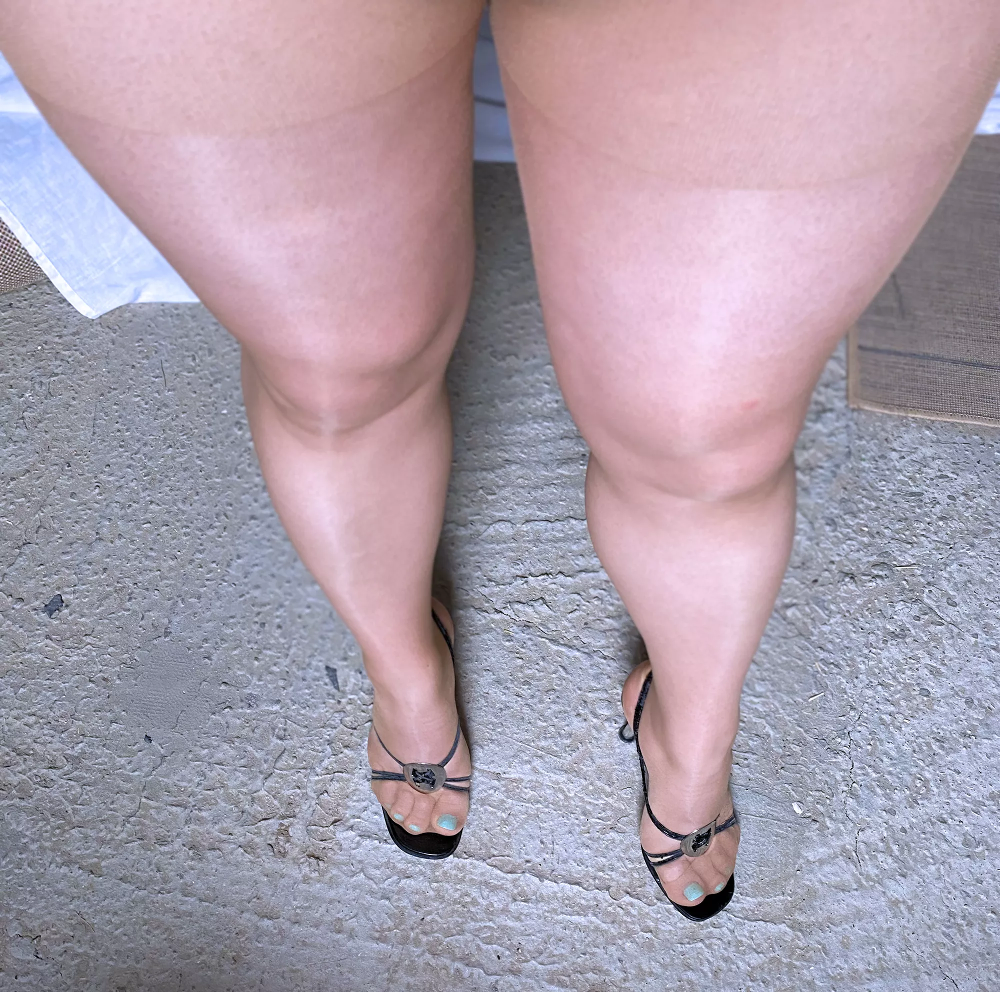 In nude pantyhose posted by SoGoodSoRude