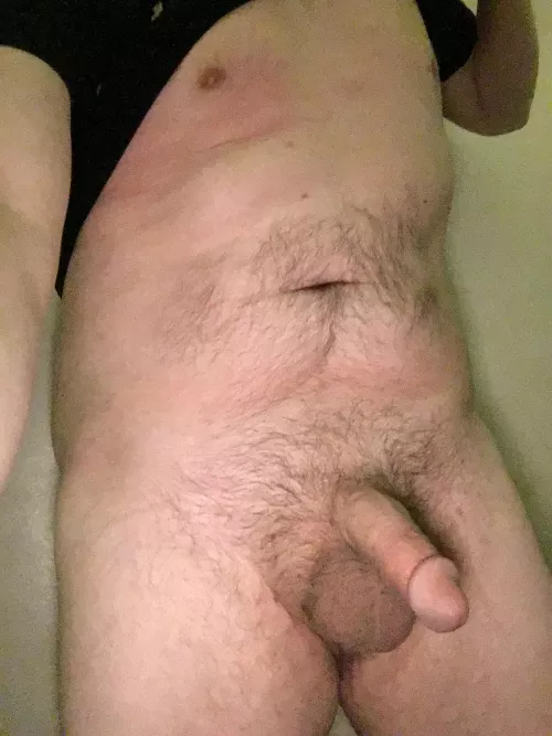 In search of a cure for boredom. 🤔 by lonelybrokehorny