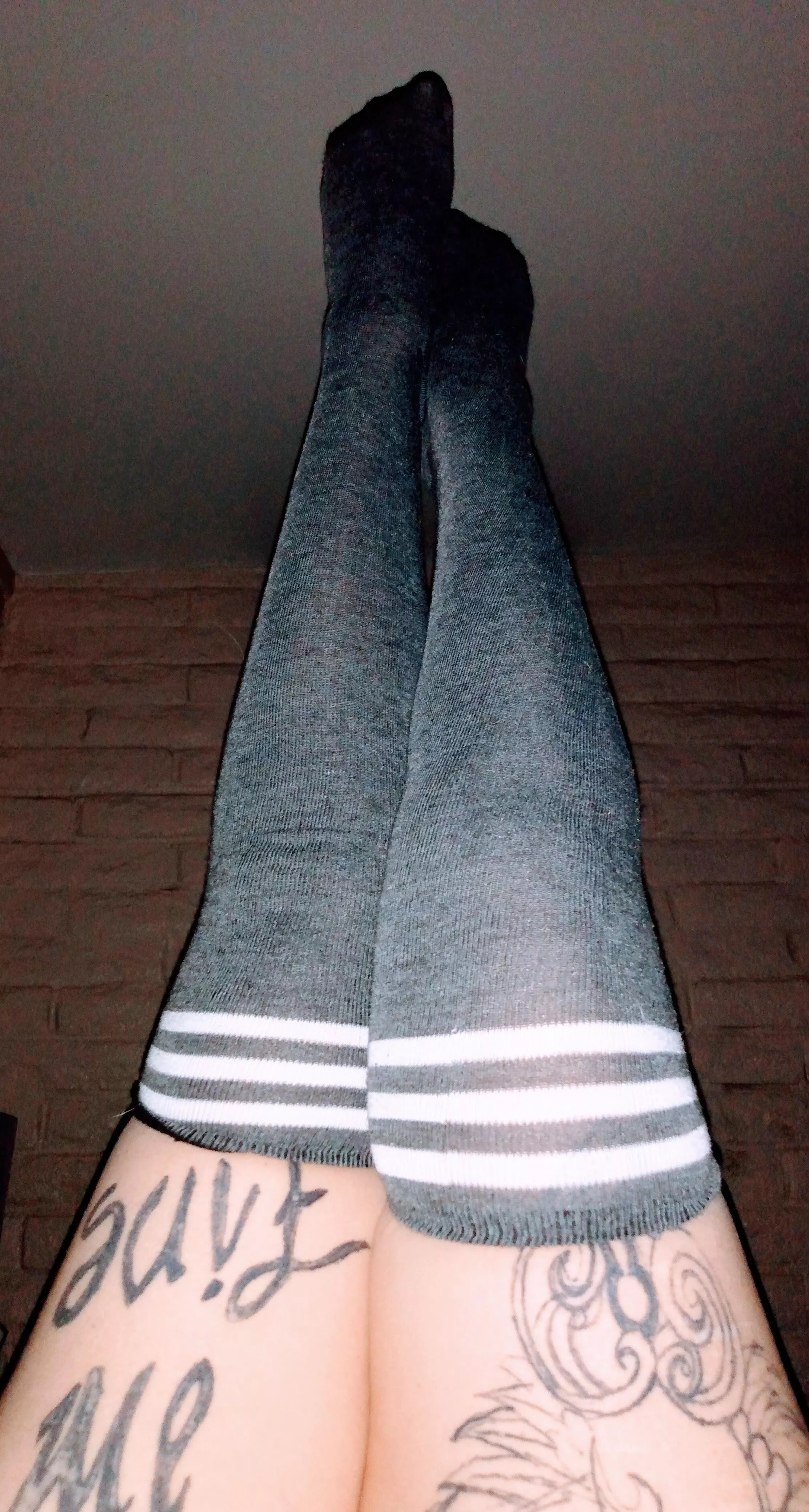 In the air 🖤 posted by titsntattz