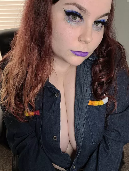 in the mood to get bent over 💦 by ragdollrae