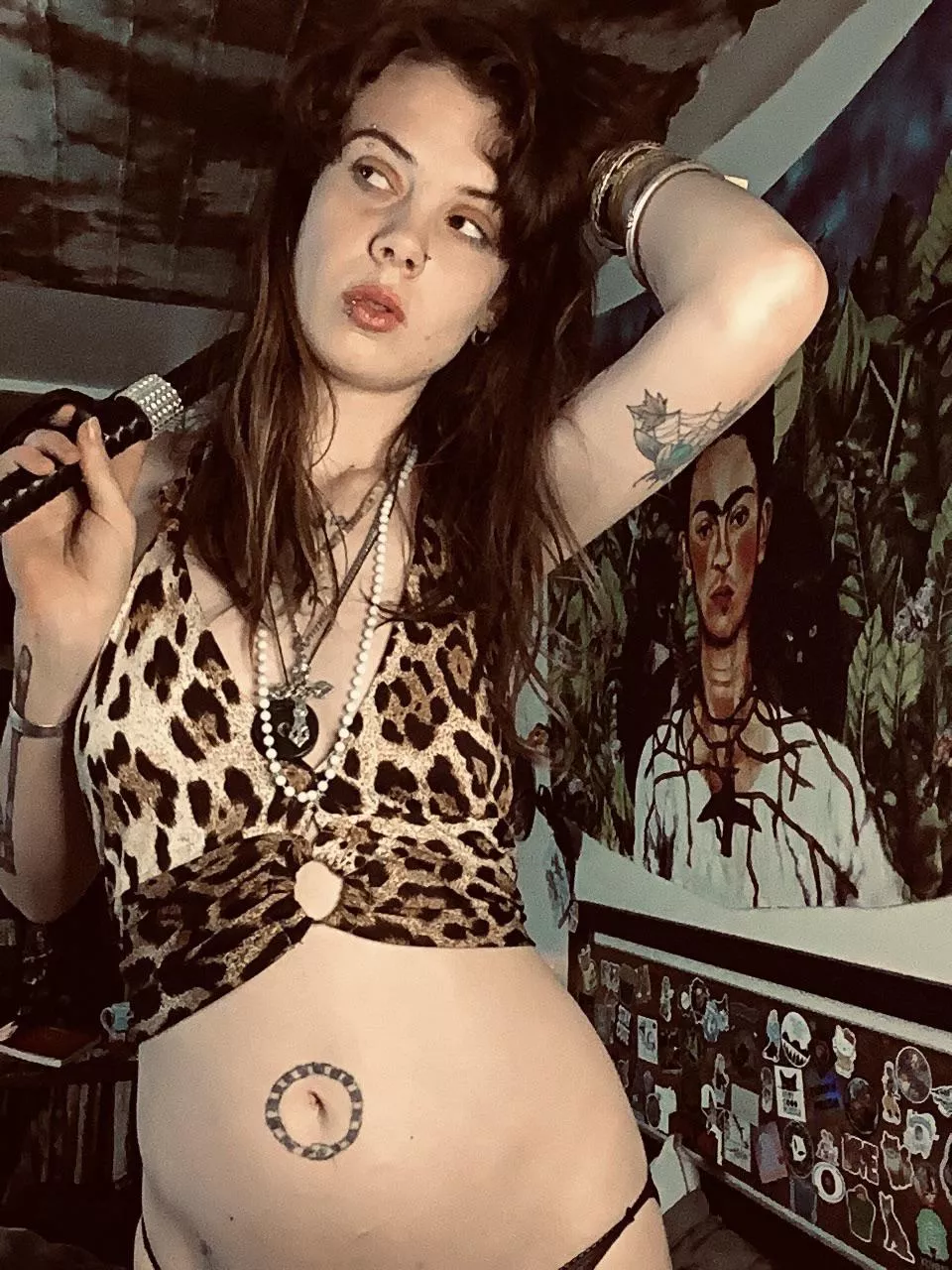 In the mood to rough up some sluts 😏✨😈 posted by GoddessOpheliaJones