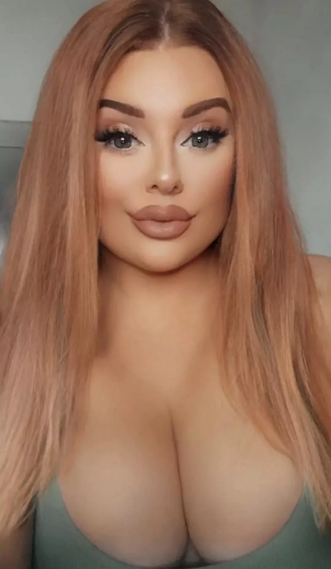 in your face😍 posted by Excellent_Yogurt_925