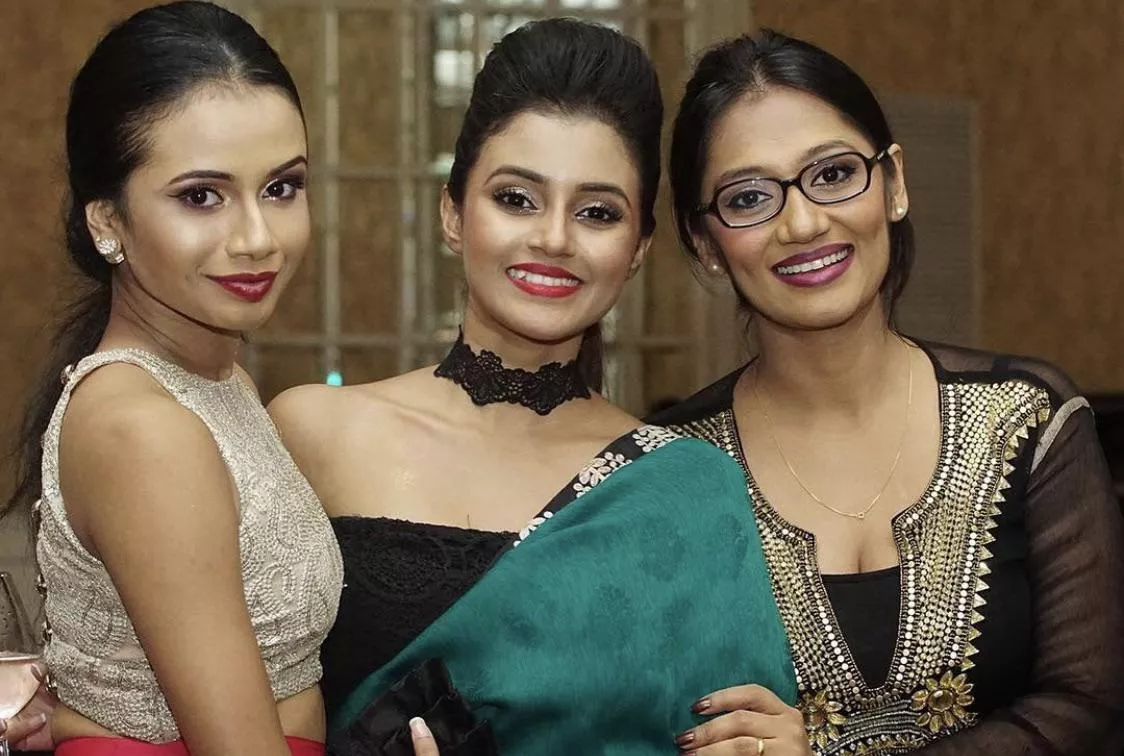 Indian beauties posted by WorldlinessFew9781