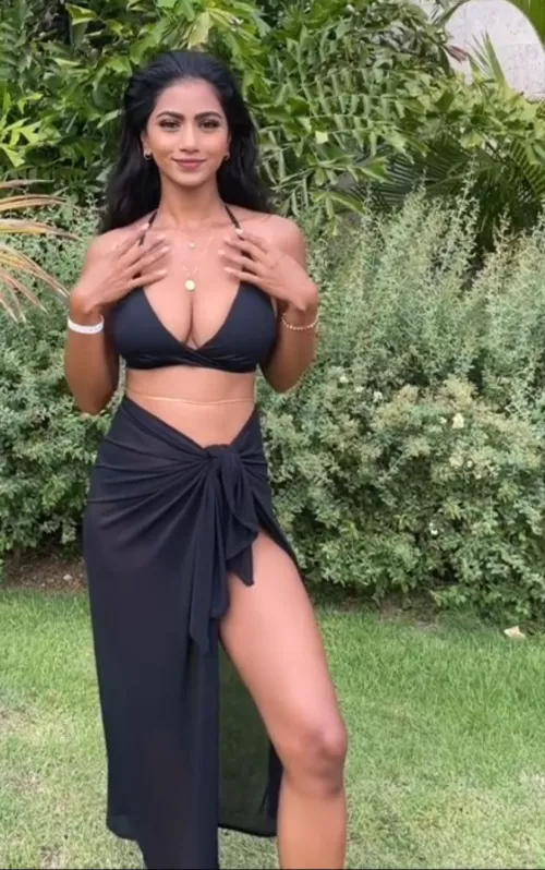 Indian beauty by Quality-vs-Quantity