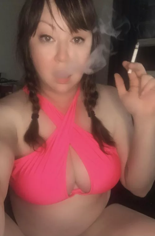 Indulge with me 💗🚬 by violet_pastille