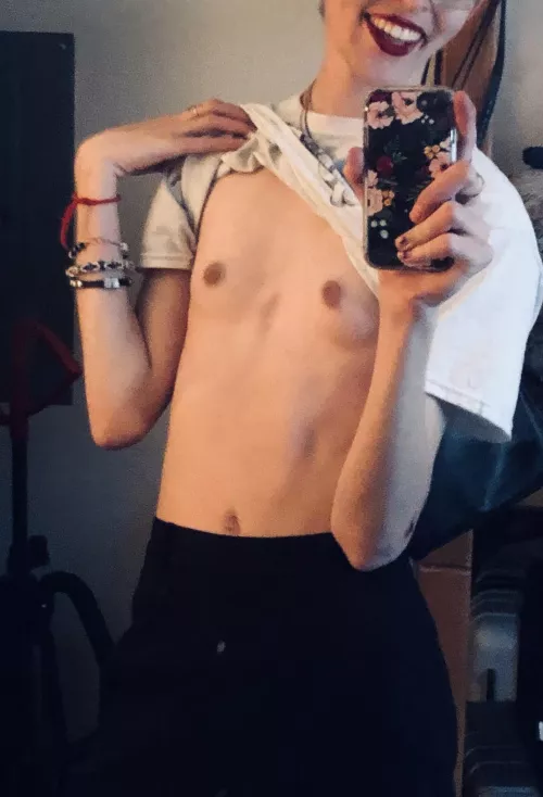 into dorky girls? by tinyheart-bigworld