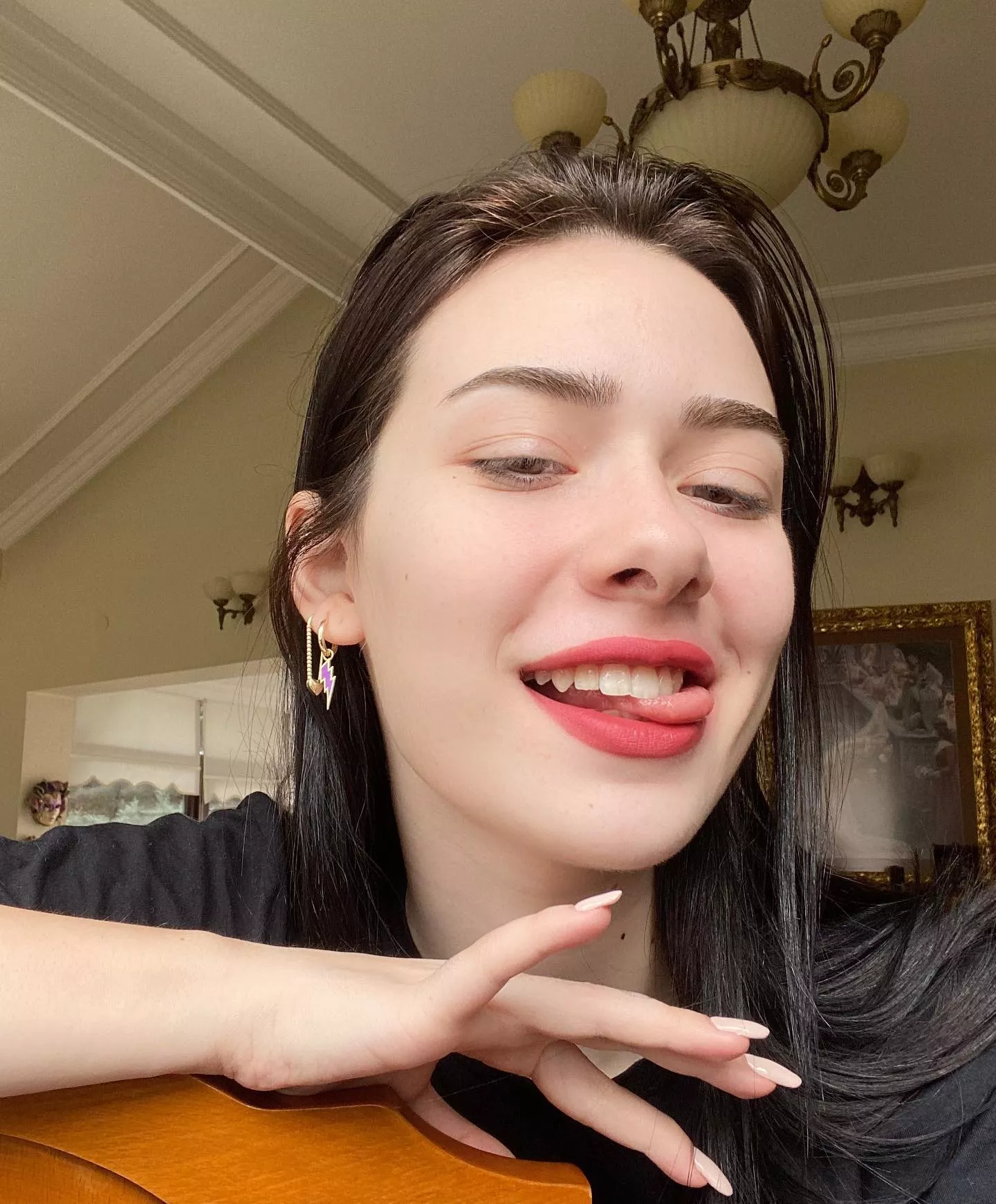 Ipek Ozturna posted by shbmpl