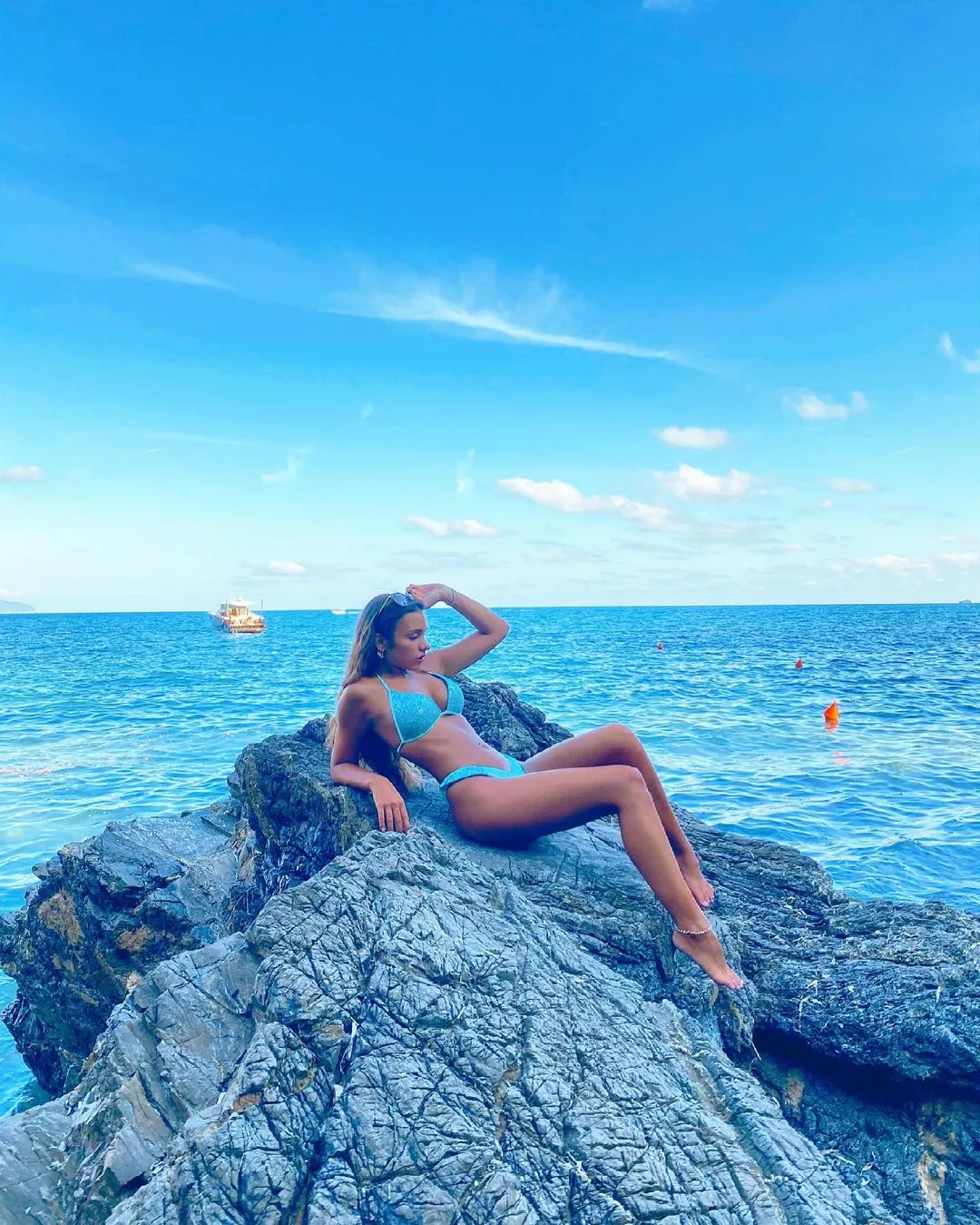 Iris Ferrari (irtr) posted by jangling999