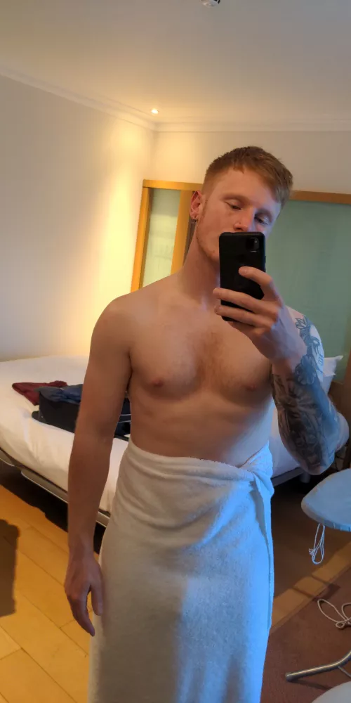 is 2am too late for a drunk bath??? (M29) by HometownAnthem