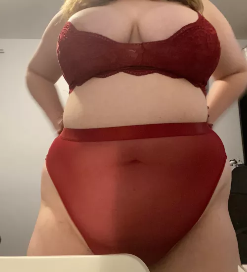 Is anyone into this? by throwawaythelilies