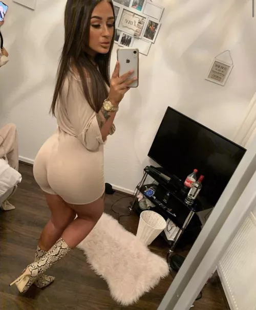 Is Bethan classy or trashy? by Goldenguy_9