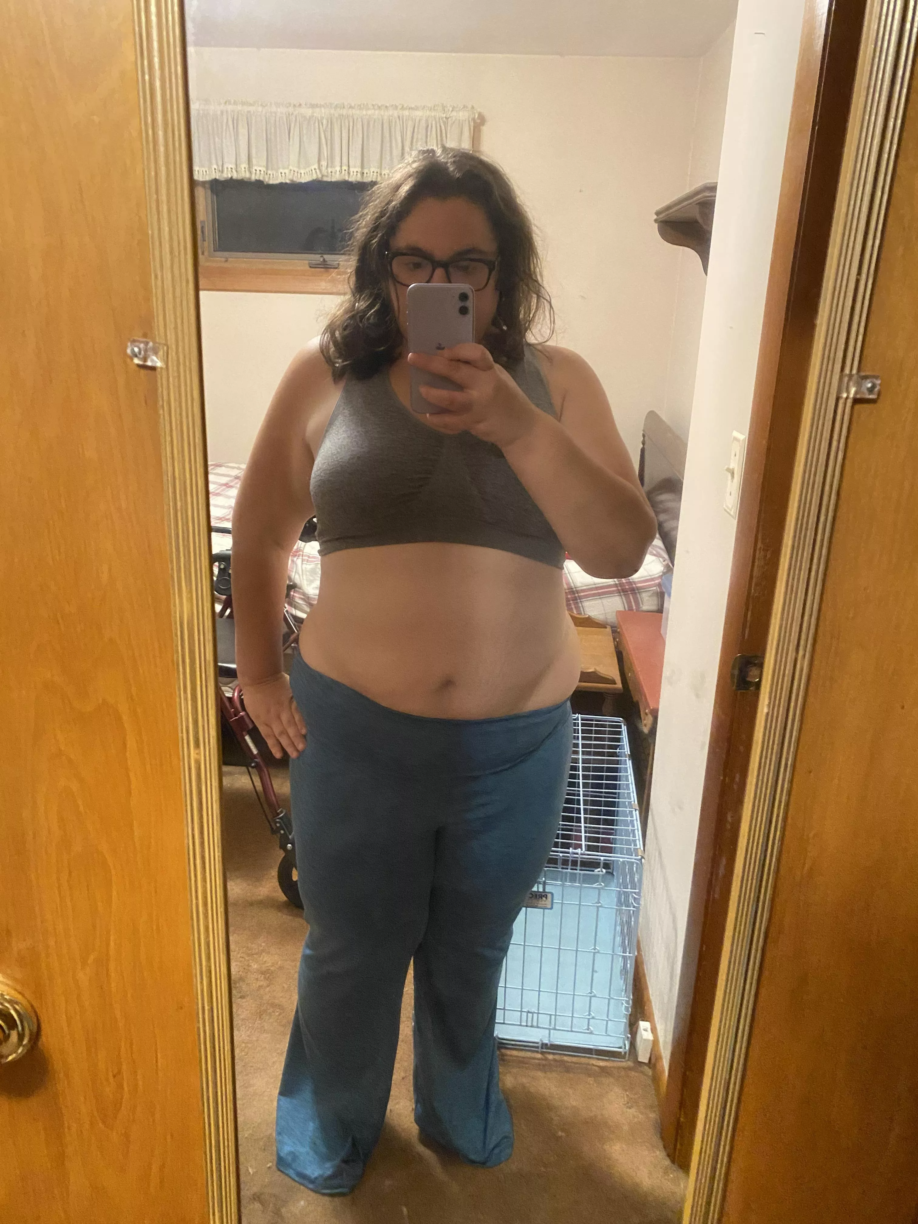 Is it healthier to be fit for tickle sessions? Is it better to be fit than big? Pic for reference posted by creativewritermanda