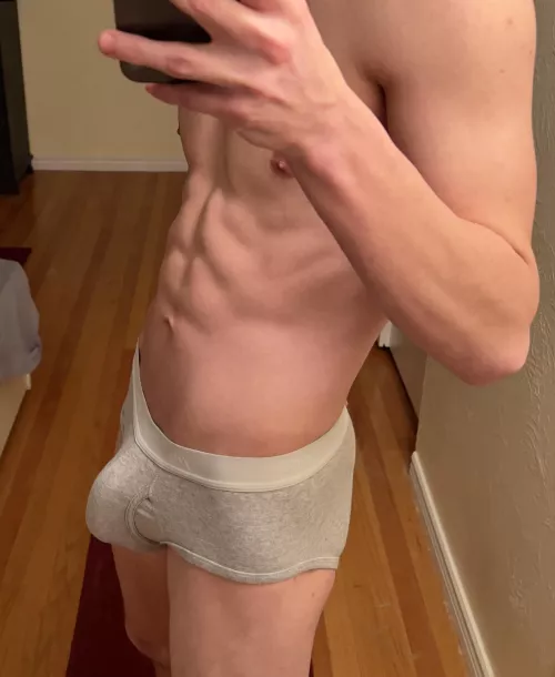 Is it just me, or do these briefs make my bulge look big 😳 by Leanrunner17