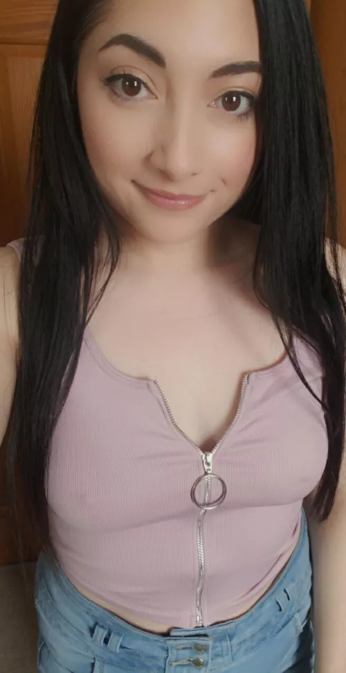 is it okay if I only have a little cleavage? 🥺 by --LittlePrincess--