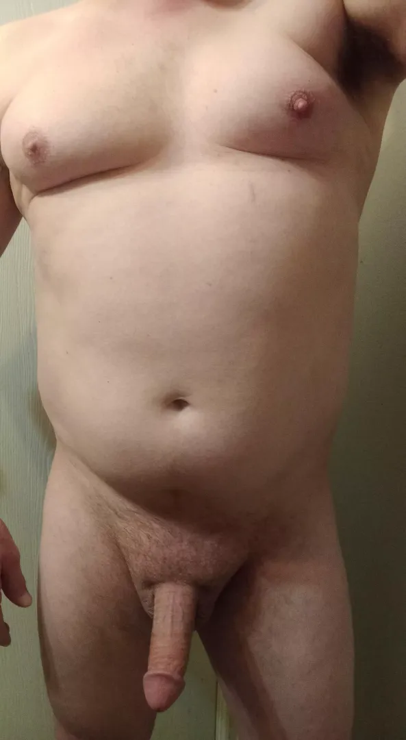 Is it true you like a dude with a little meat on his bones? posted by Myeviltwin-