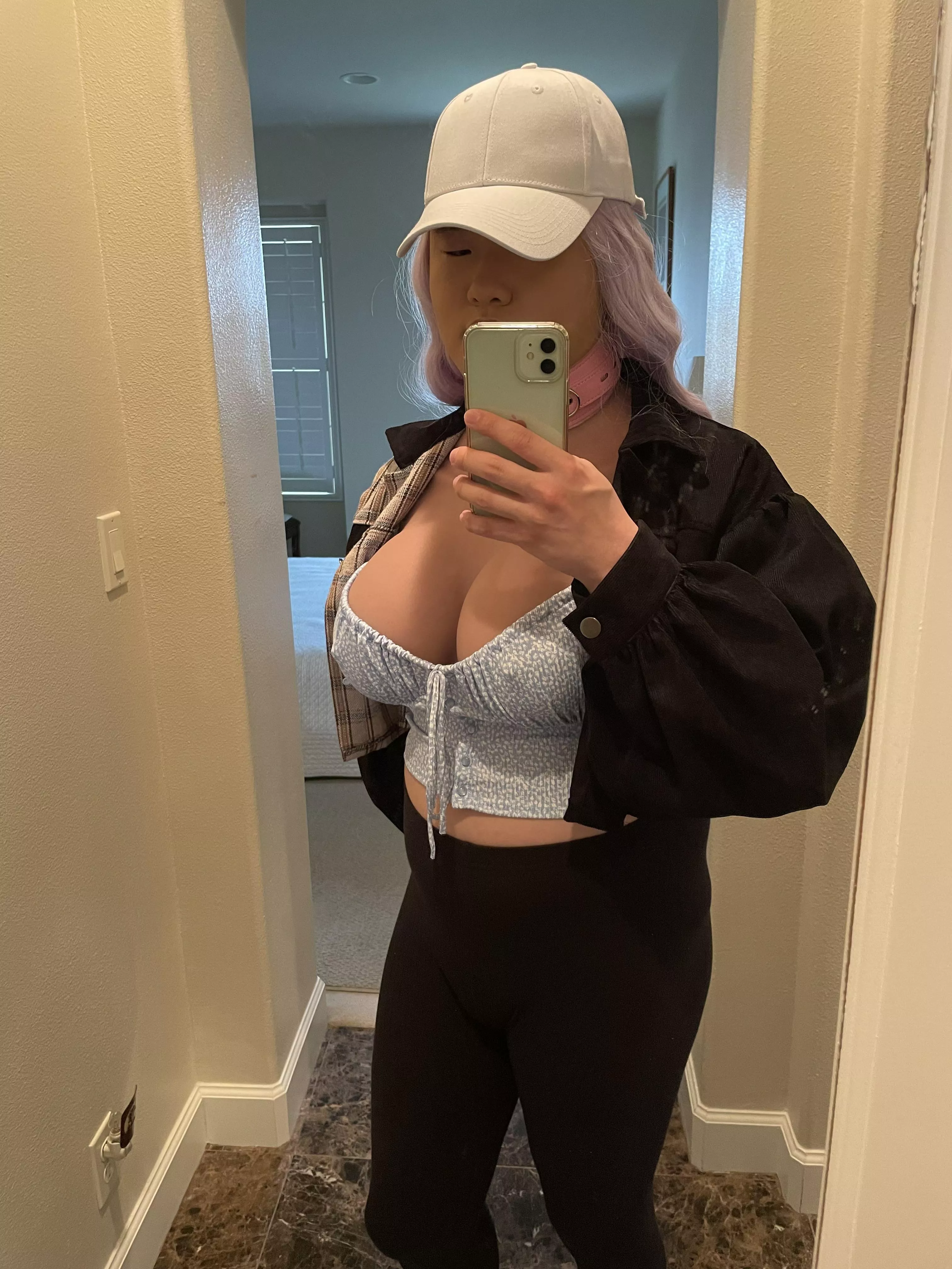 Is it weird to wear collars to class? posted by boringasiangurl