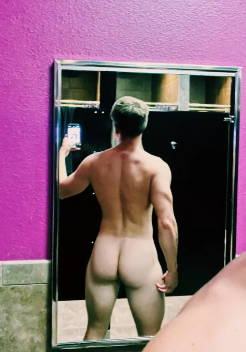 Is my ass big enough for you? by Ariesthearchon