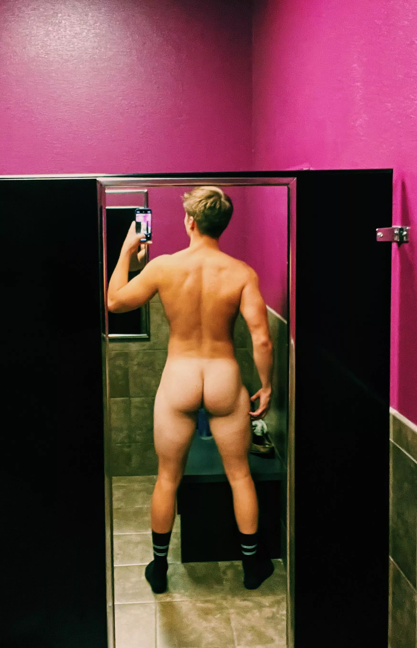 Is my ass fuckable? posted by Ariesthearchon