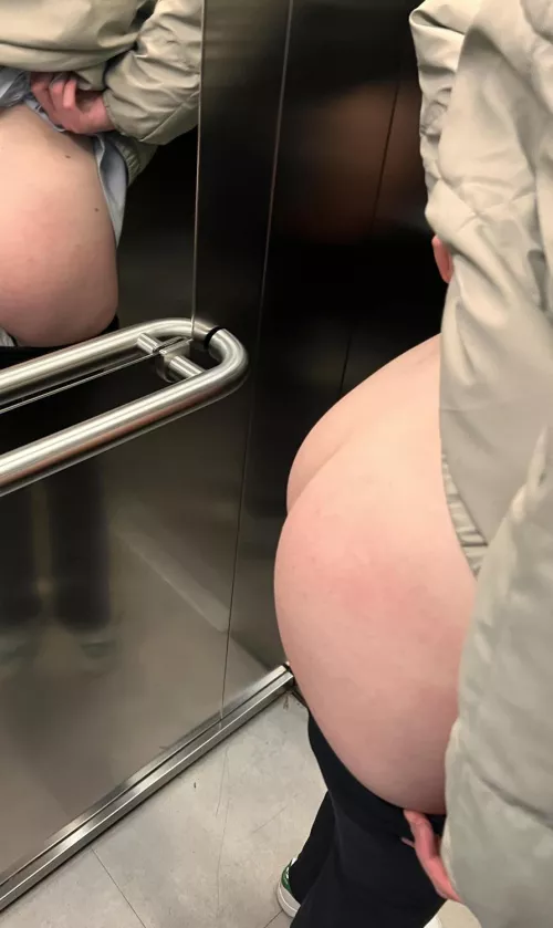 Is my ass your type? by laurenstatonxx