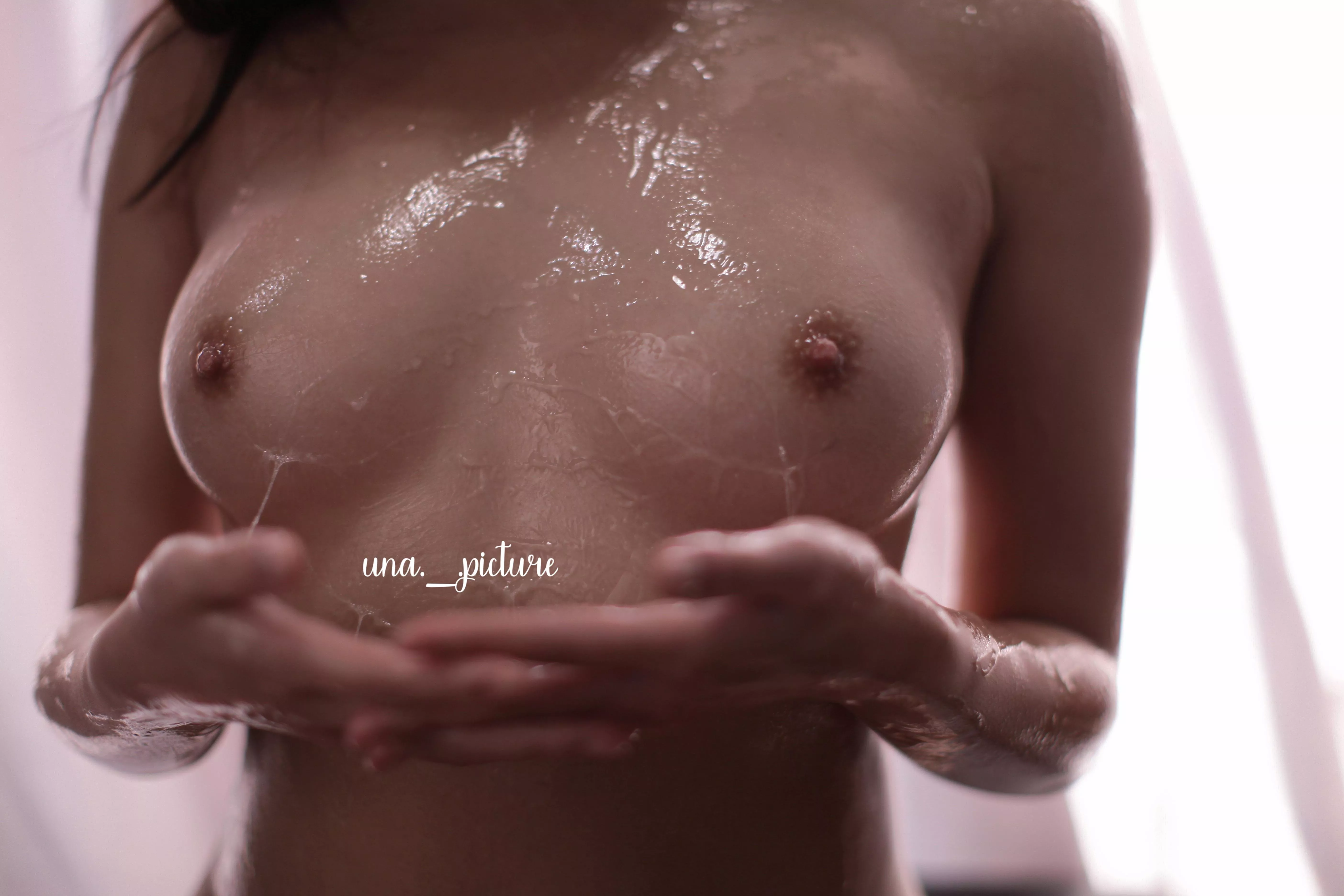 Is that juicy enough🥺🥺💦 posted by pictureuna