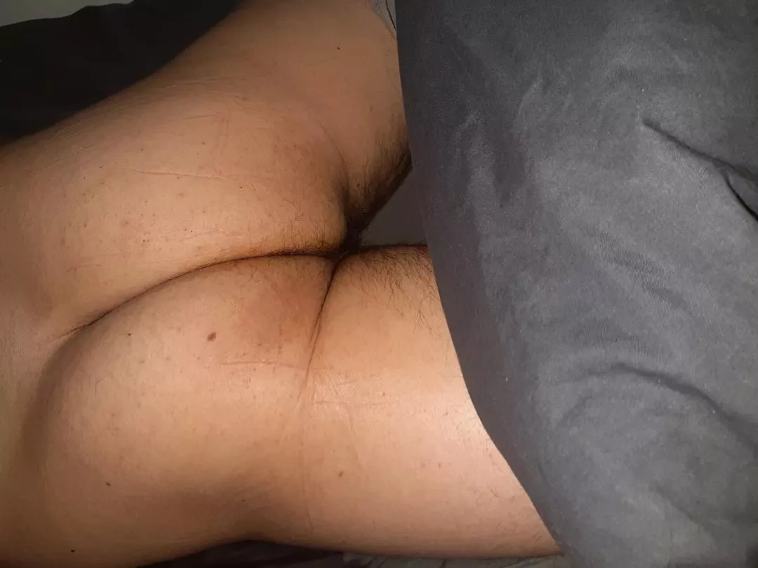 Is this a good ass? posted by hairyasscumbucket