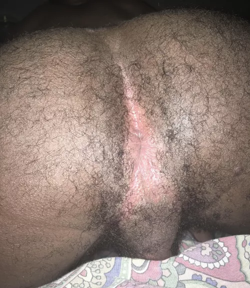 Is this hairy enough? 👀 by Greyssmatter