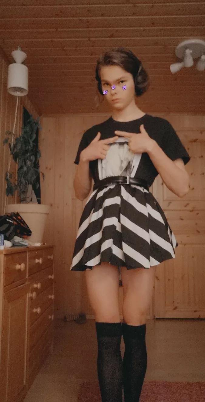 Is this outfit valid? posted by Urownone