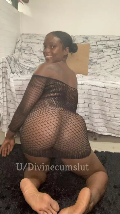 Is this the best bootie you’ve seen all day? by Divinecumslut