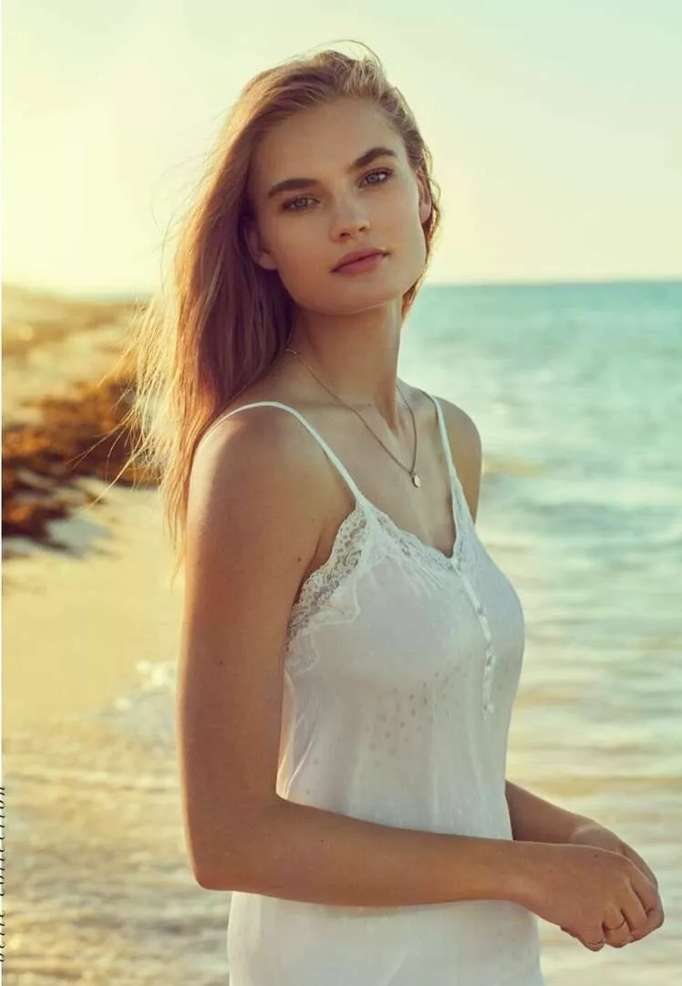 Isabel Scholten posted by ECTO1984