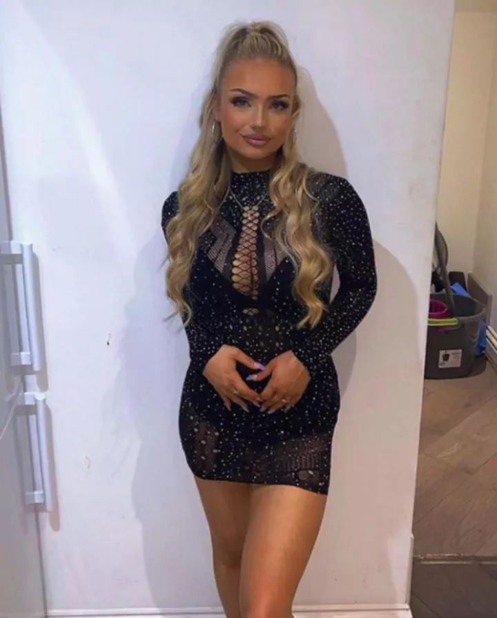 Isabella posted by corruptusextremis