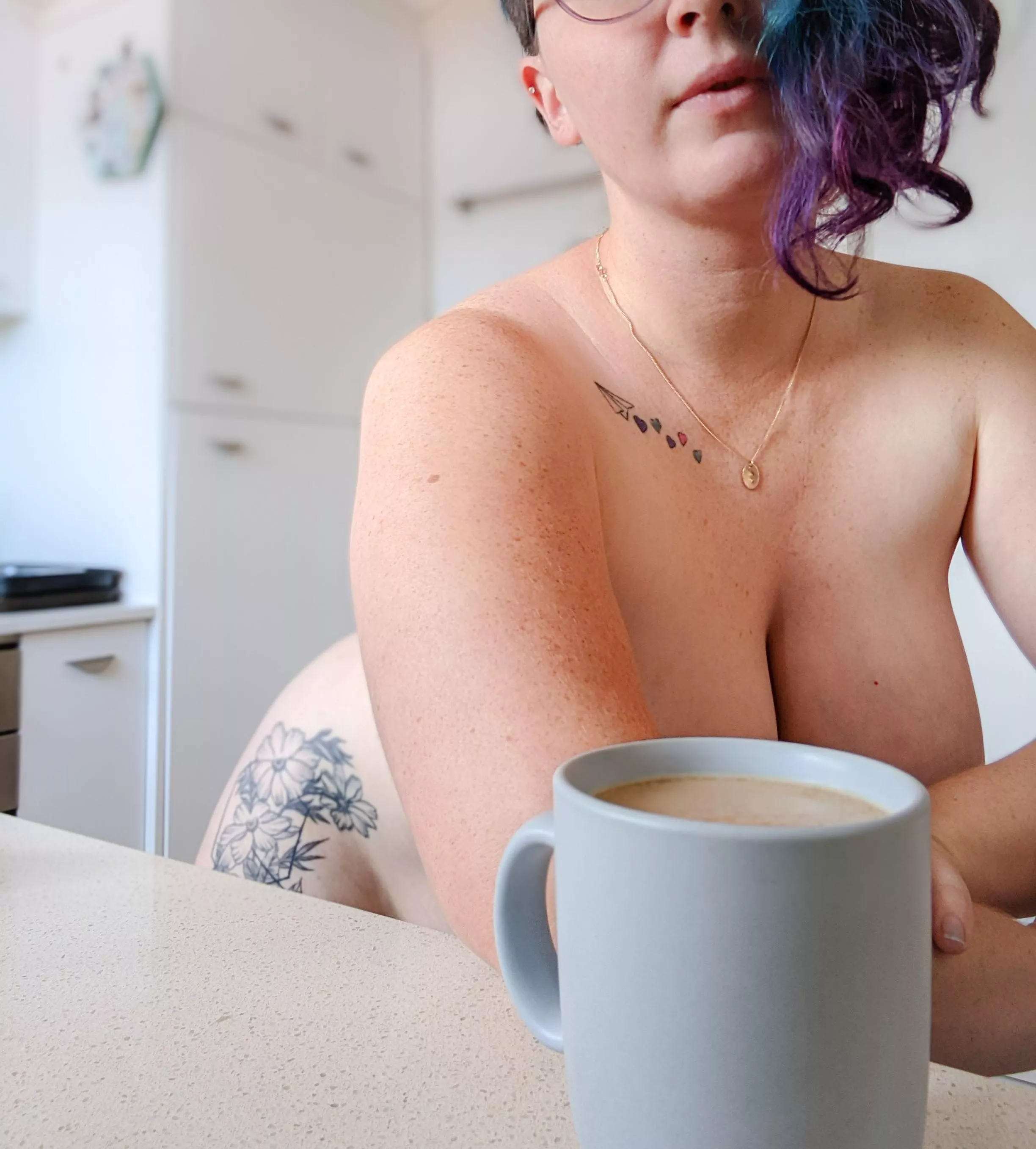 isn't it a beautiful day today? ☺️☺️ posted by Bratty_Rose_