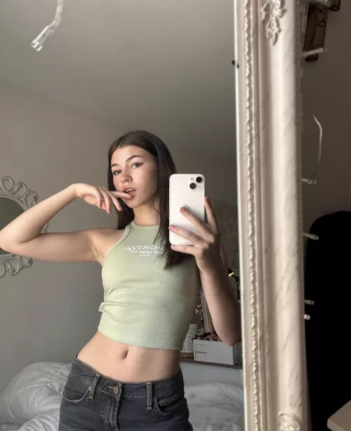 isn't she such a turn on by armpitlicker96